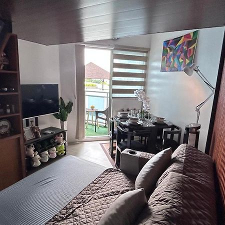 سان فيرناندو Kurlix Suites Of Azure North المظهر الخارجي الصورة